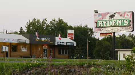 Ryden's Border Store